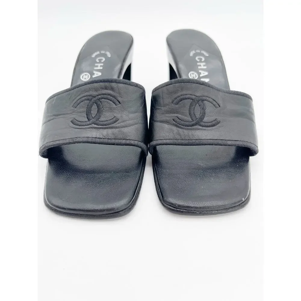 Chanel Vintage Black Leather CC Logo Classic Mule Heeled Sandals Square Toe US 6